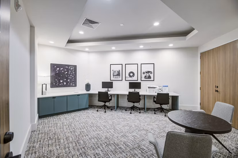 clubhouse at Landmark on Lovers Apartments