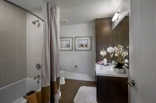 bathroom at The Hudson Apartments