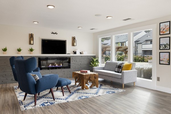 Clubhouse offering modern design and spacious seating at Brookside 112 Apartments