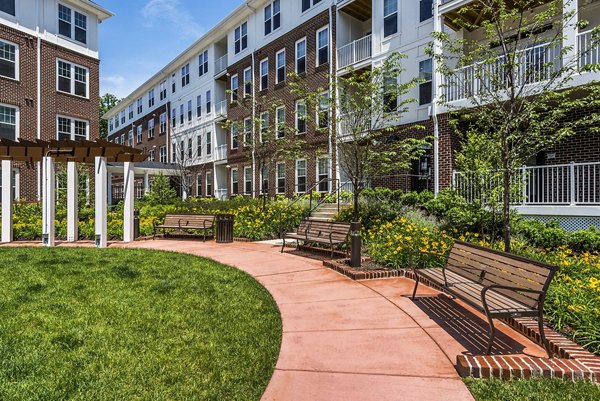 courtyard at Overture Fair Ridge Apartments                     