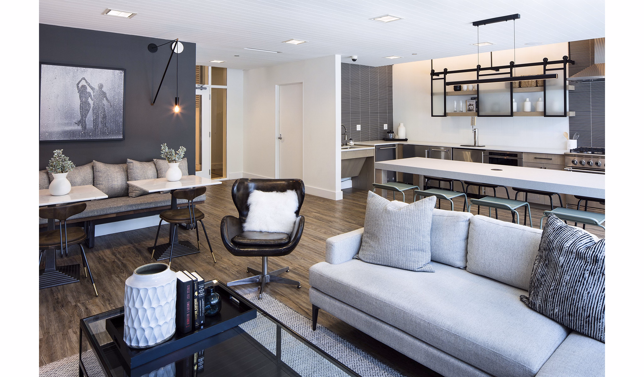 Property images of 1401 S. State Apartments