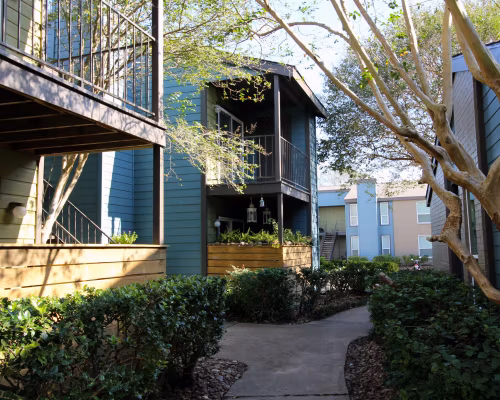 CP Waterfront Apartments: Luxury waterfront apartments with scenic river views