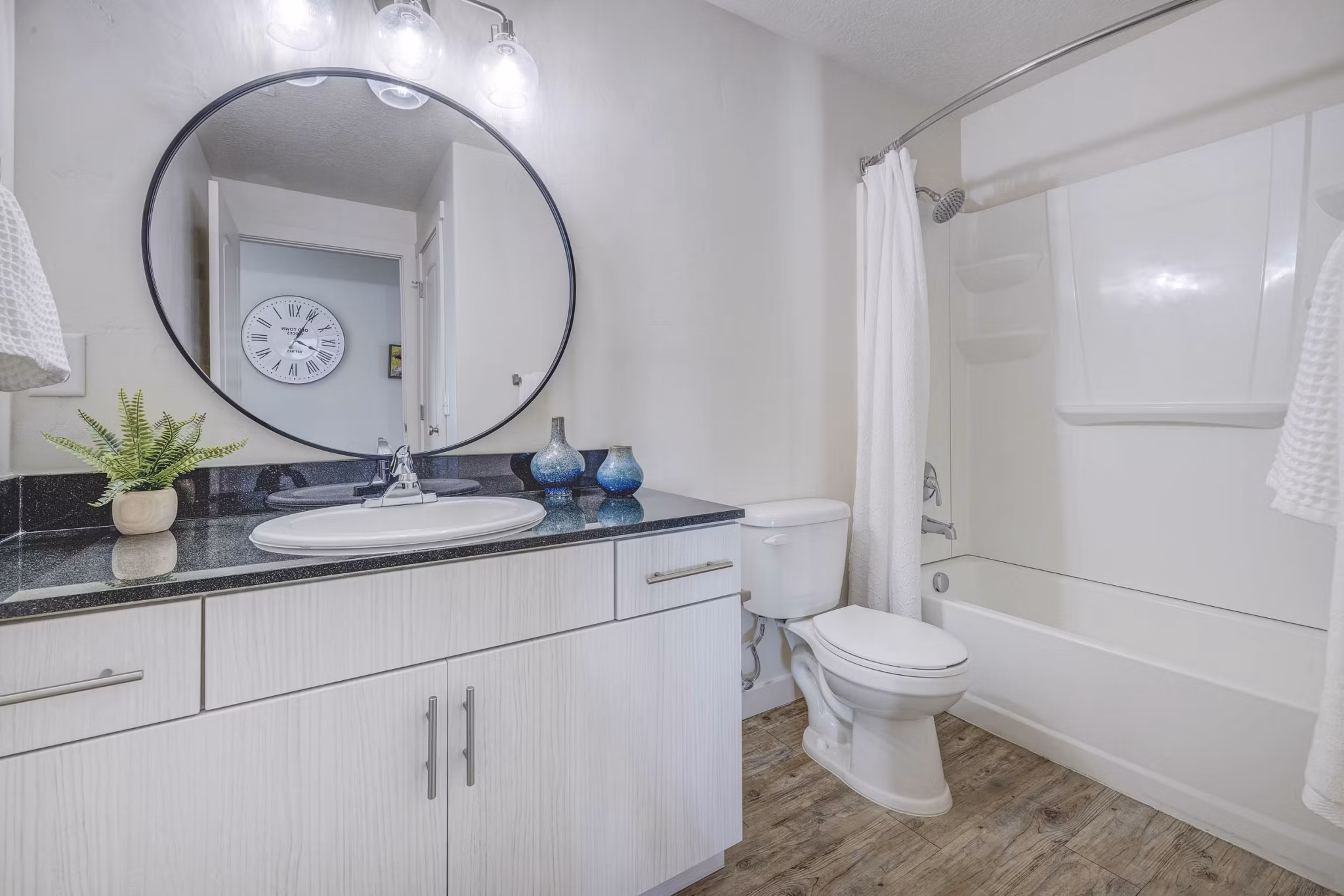 bathroom at Rockledge at Quarry Bend Apartments