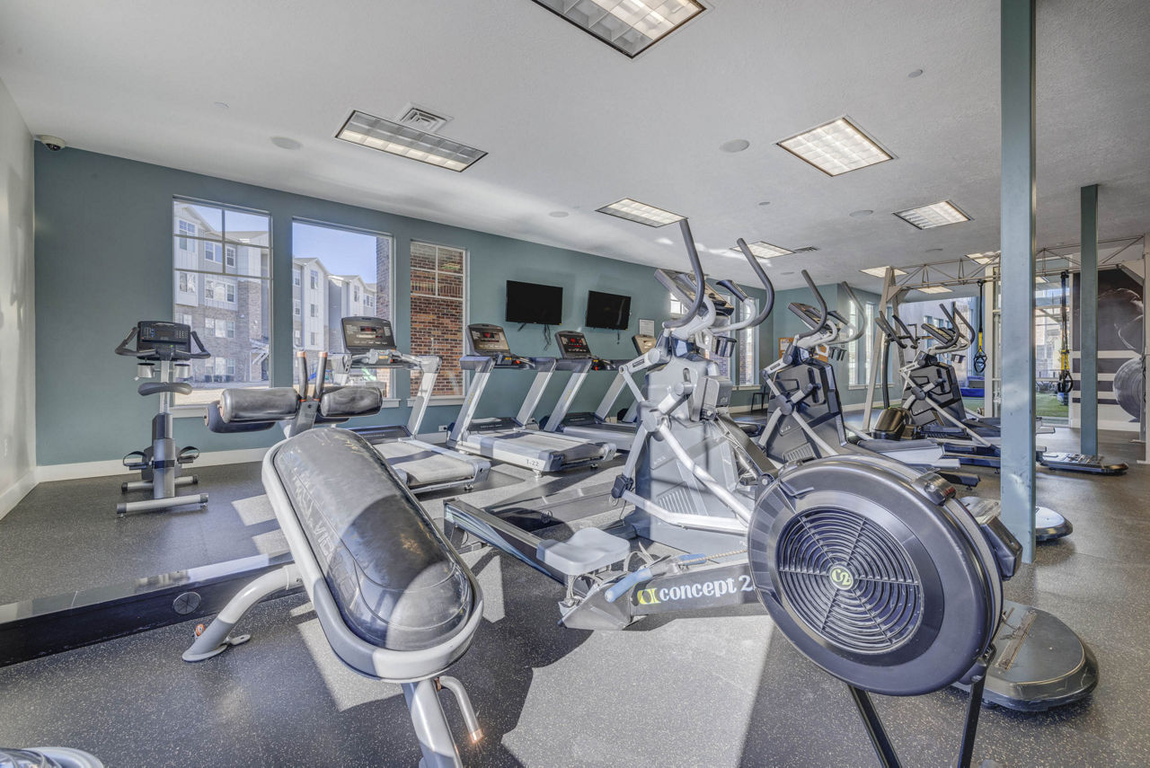Gym at Rockledge At Quarry Bend Apartments (3 of 5)
