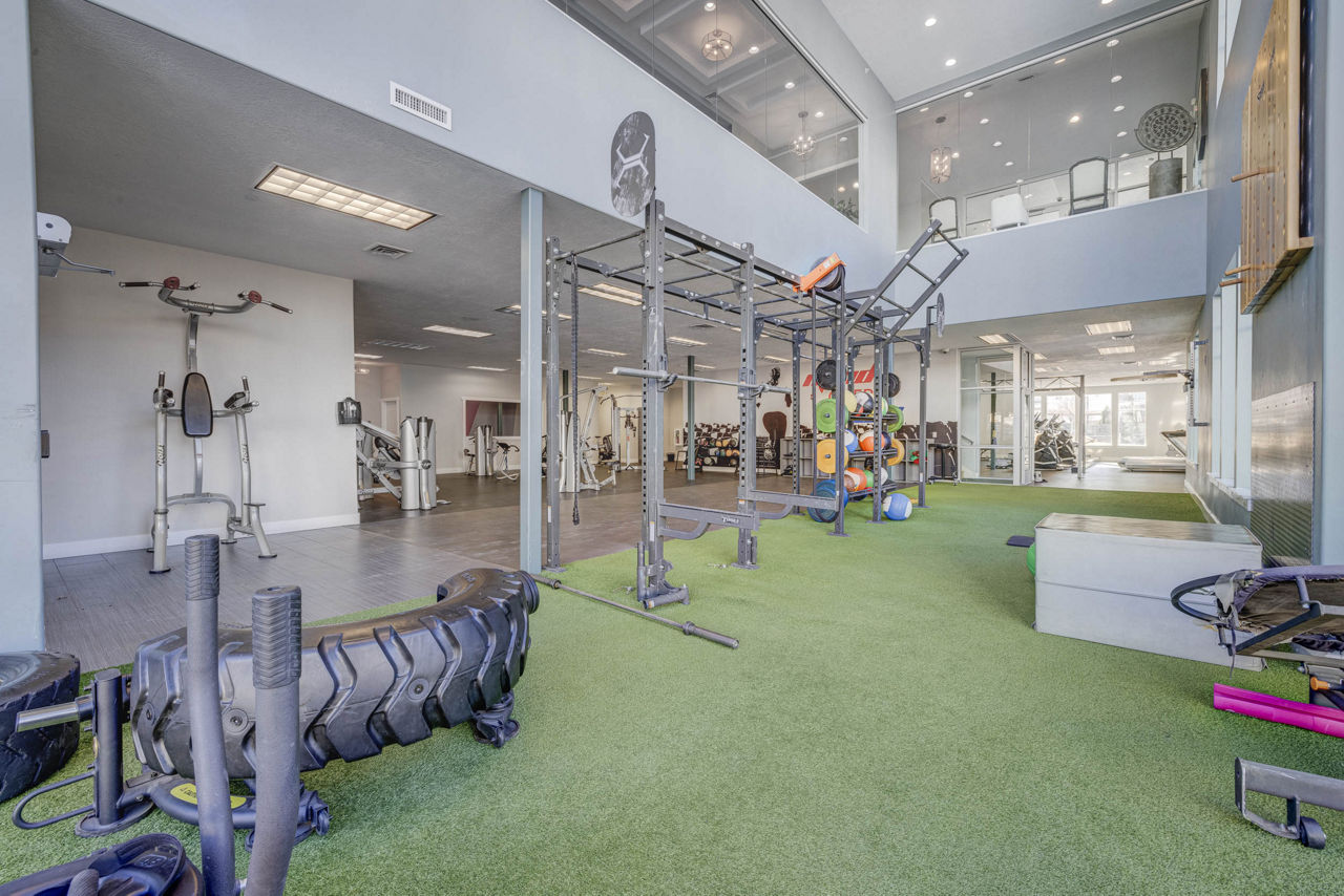 Gym at Rockledge At Quarry Bend Apartments (5 of 5)
