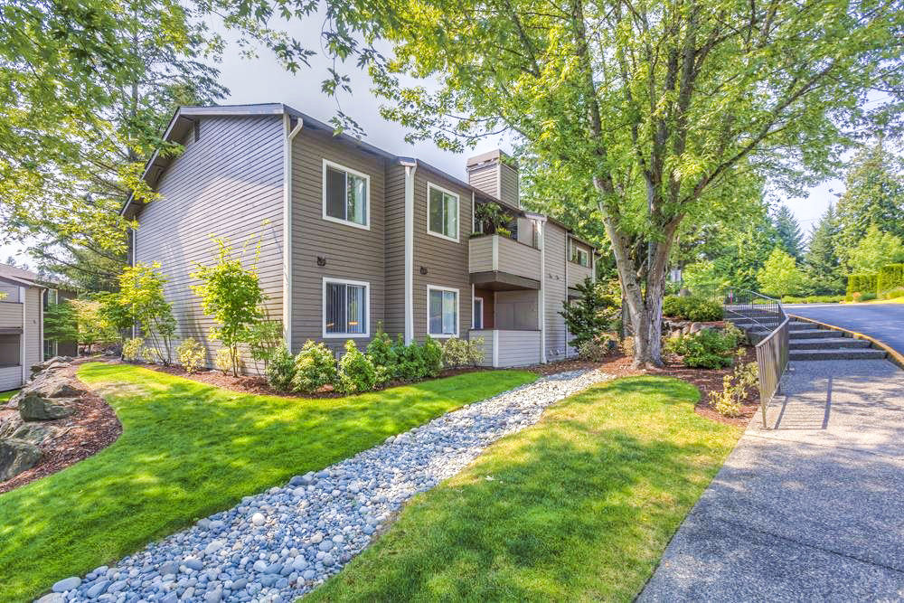 Onyx Apartments Redmond Wa 2 of 12