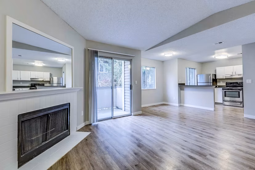 Living room with modern decor and stylish furniture at Onyx Apartments luxury rentals