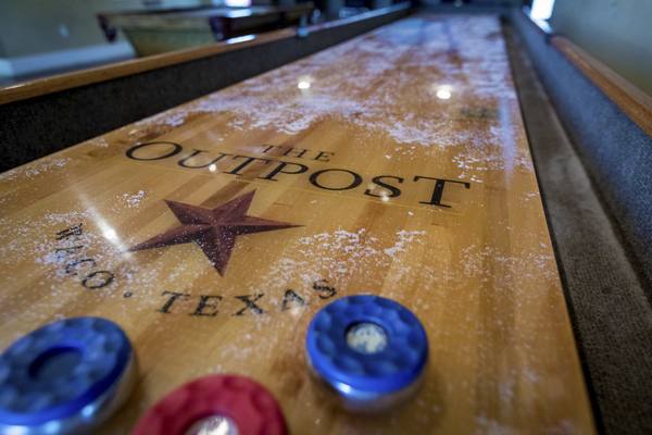 game room at Outpost at Waco Apartments