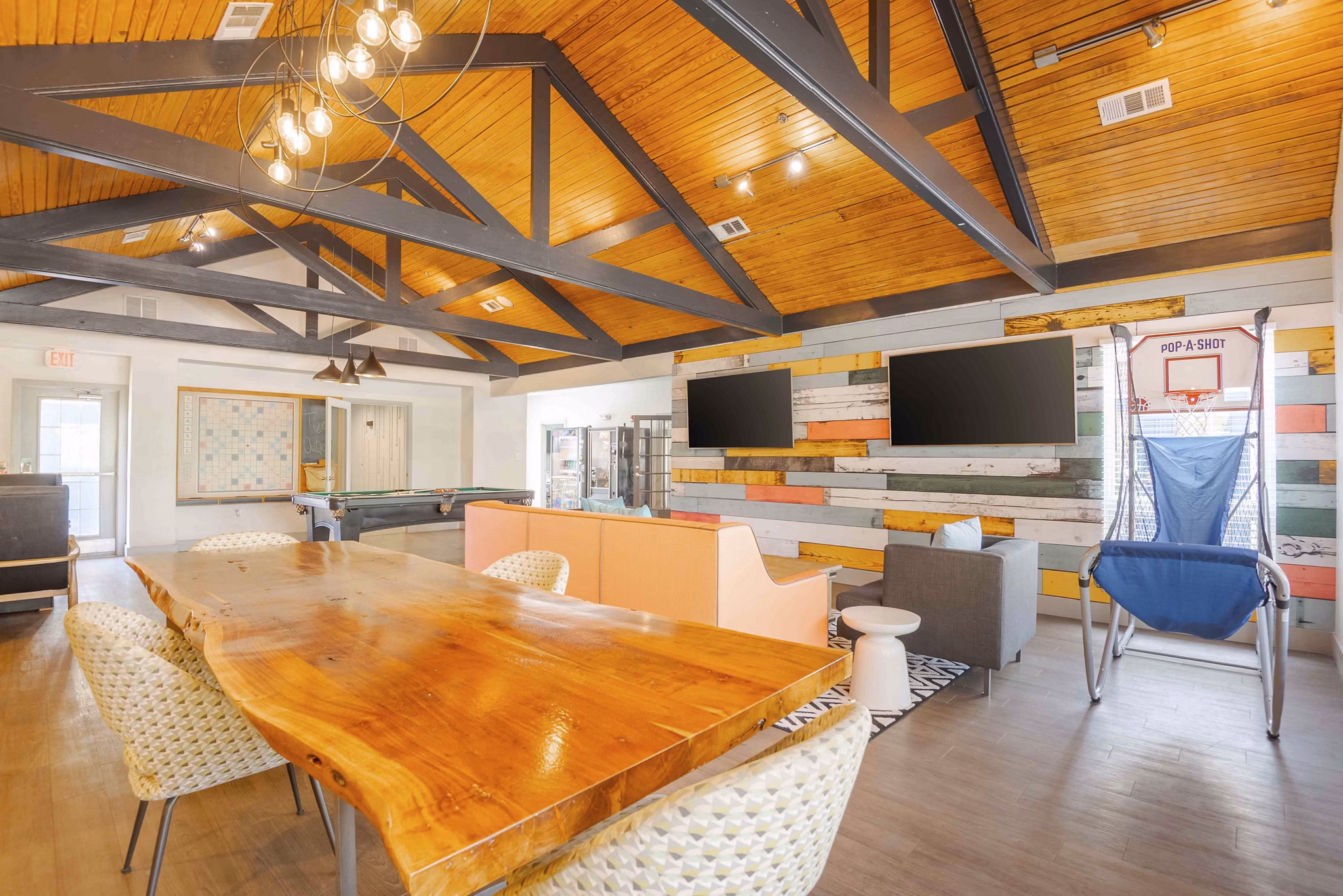 clubhouse at Outpost at Waco Apartments