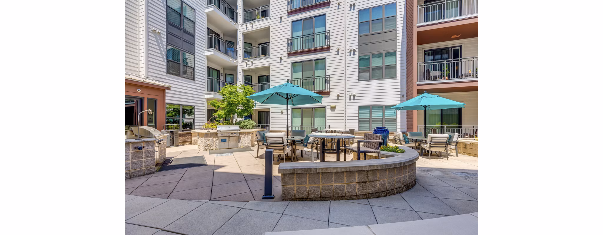 grill area at Loft One35 Apartments