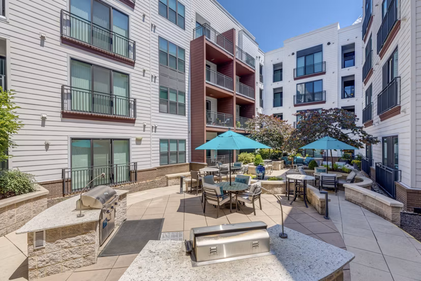 grill area at Loft One35 Apartments