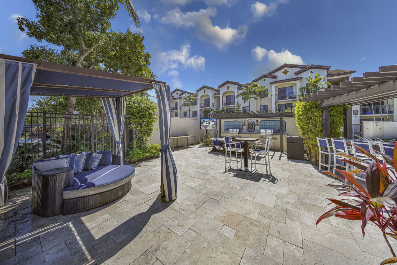 Solle Davie Apartments Davie Fl 10 of 12