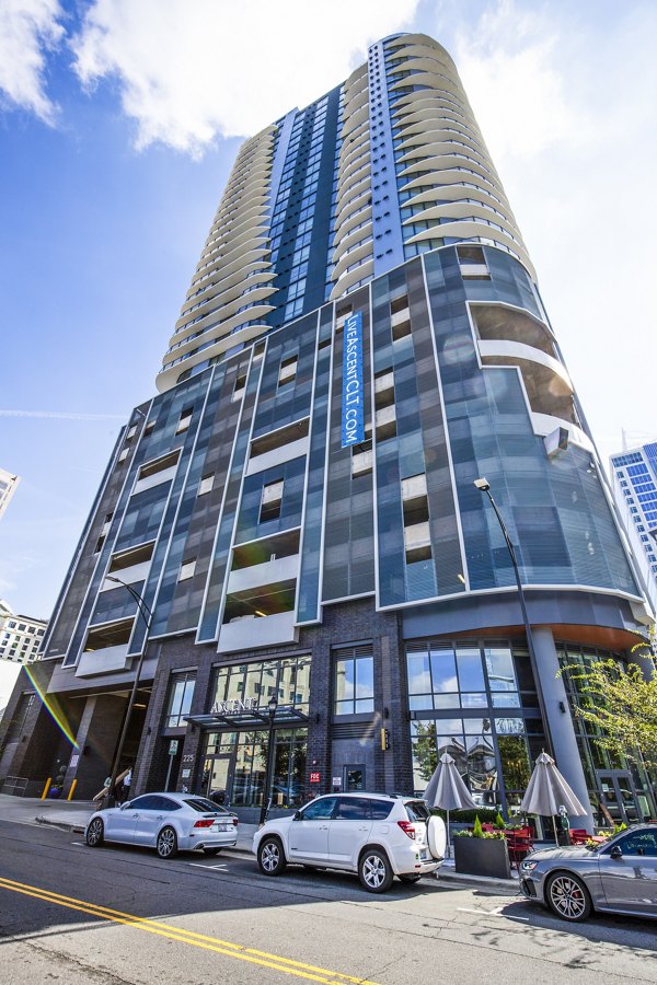 Ascent Uptown Apartments: Luxurious high-rise building in central city location