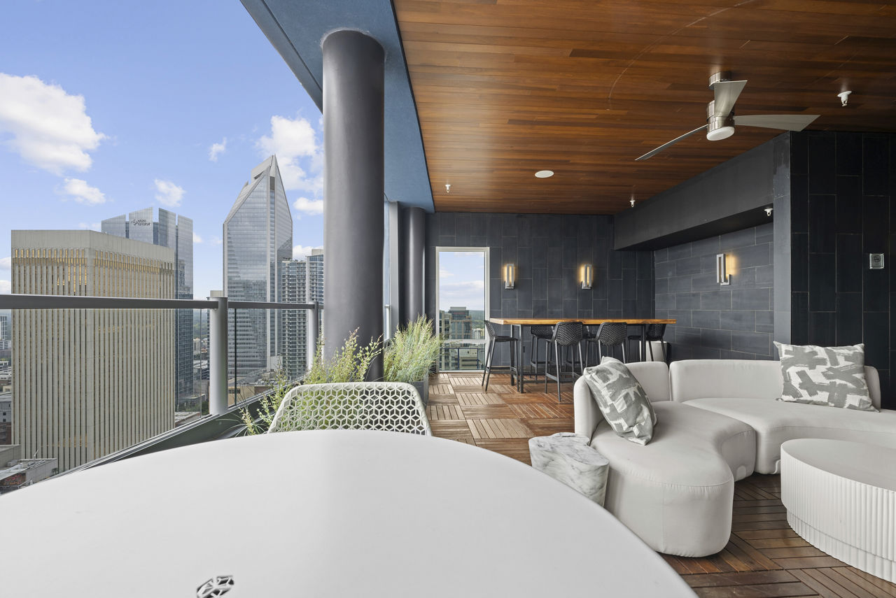 Ascent Uptown Apartments And Penthouses Charlotte Nc 6 of 12