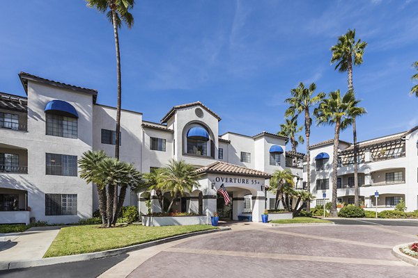 Overture San Marcos: Luxury apartment with landscaped gardens in San Marcos
