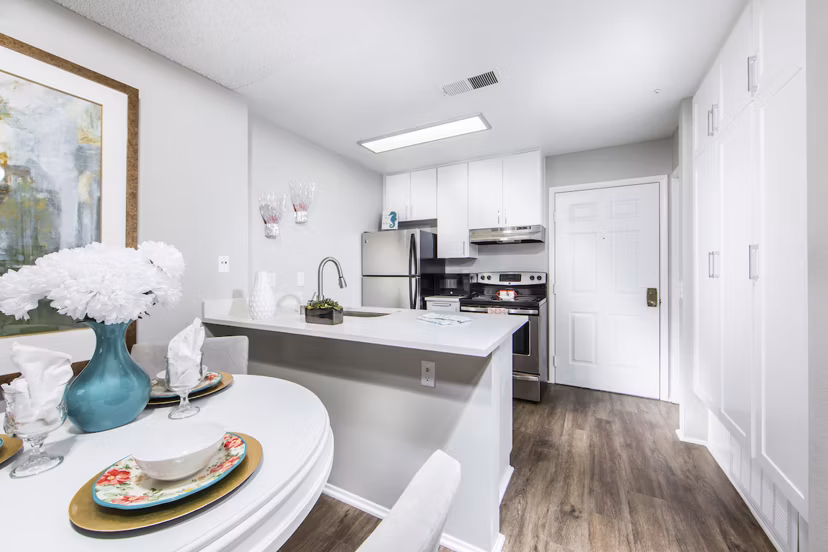 Elegant dining room with modern decor at Overture San Marcos Apartment Homes