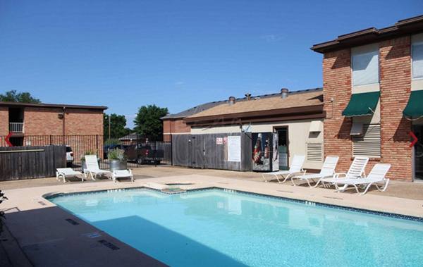 pool at Eastgate Apartments