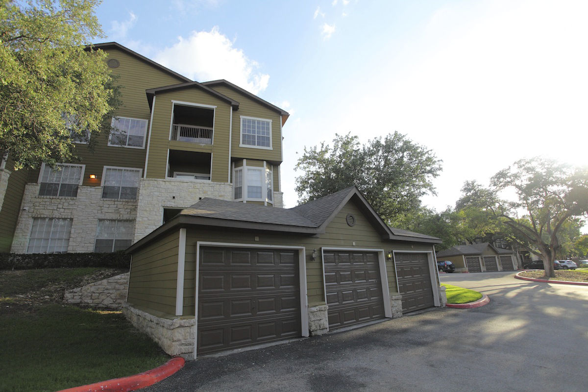 Parc At Wall Street Apartments San Antonio Tx 2 of 12