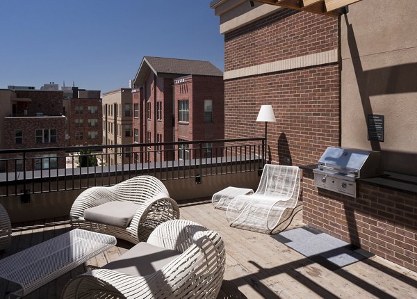 One City Block Apartments