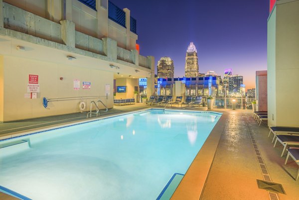 pool at Skyhouse Uptown South Apartments