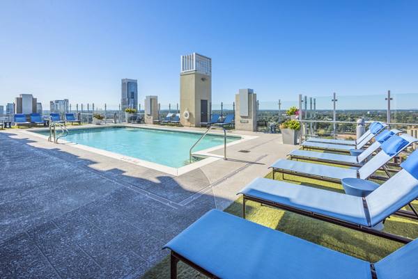 pool at Skyhouse Uptown North Apartments