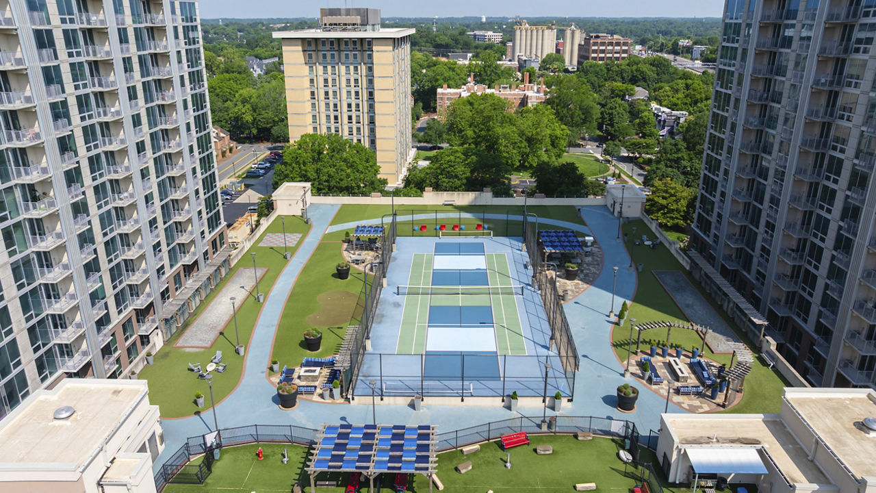 Roof deck at The Ascher Uptown Apartments (3 of 3)