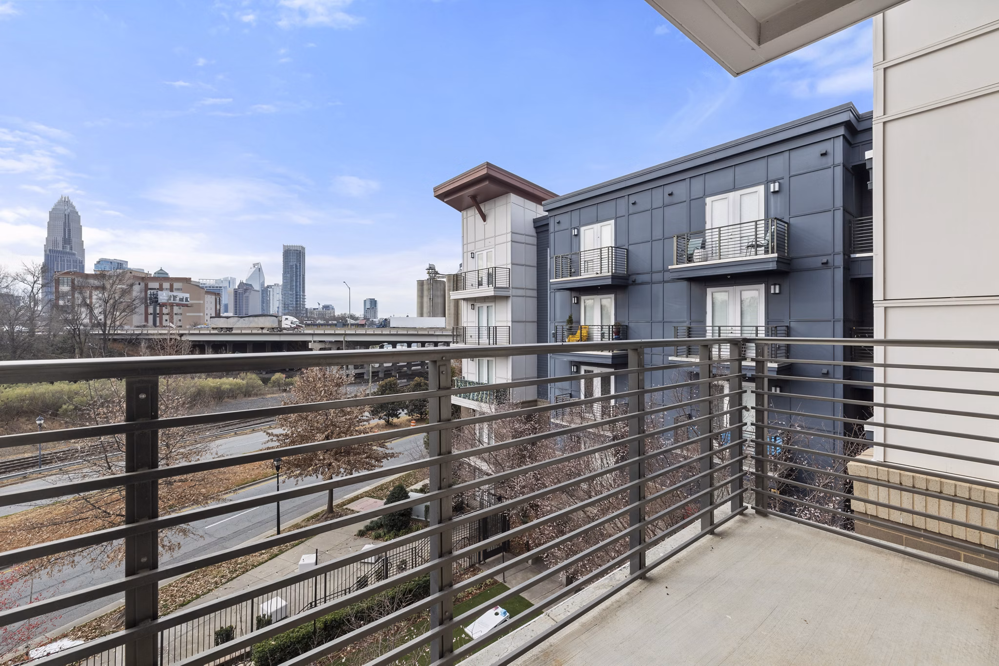 patio at Cadence Music Factory Apartments