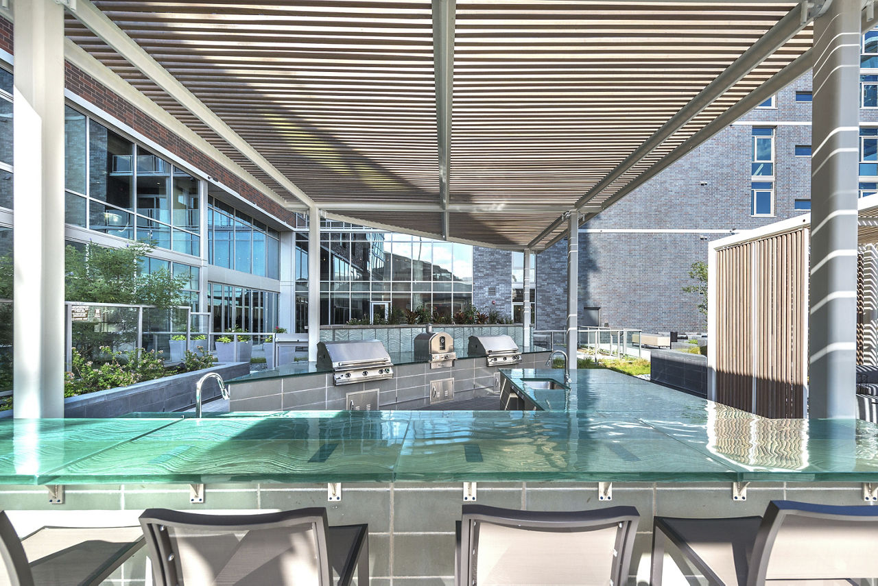 Grill area at Ascent Victory Park Apartments
