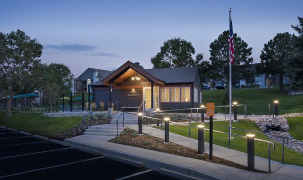 exterior at Vista at Trappers Glen Apartments