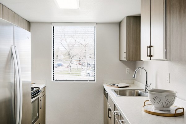 kitchen at Vista at Trappers Glen Apartments