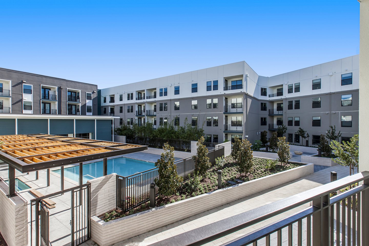 Cadence Apartments in Hayward | Greystar