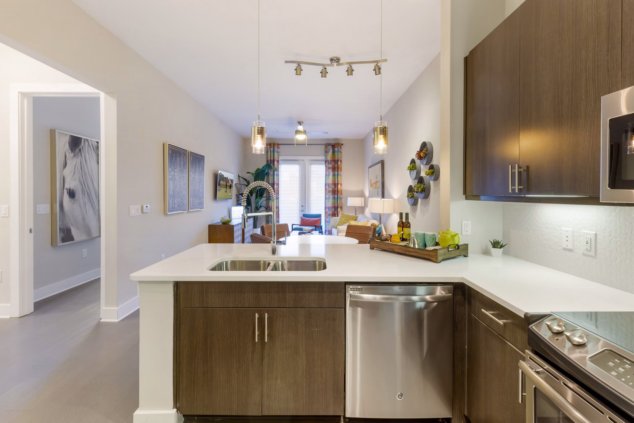kitchen at Lantower Bullhouse Apartments