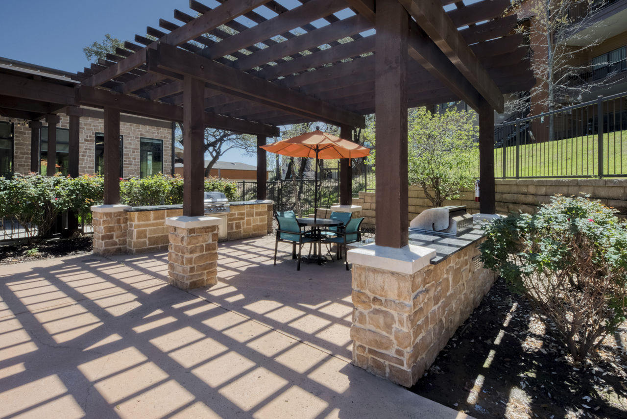 Grill area at Rustico At Fair Oaks Apartments