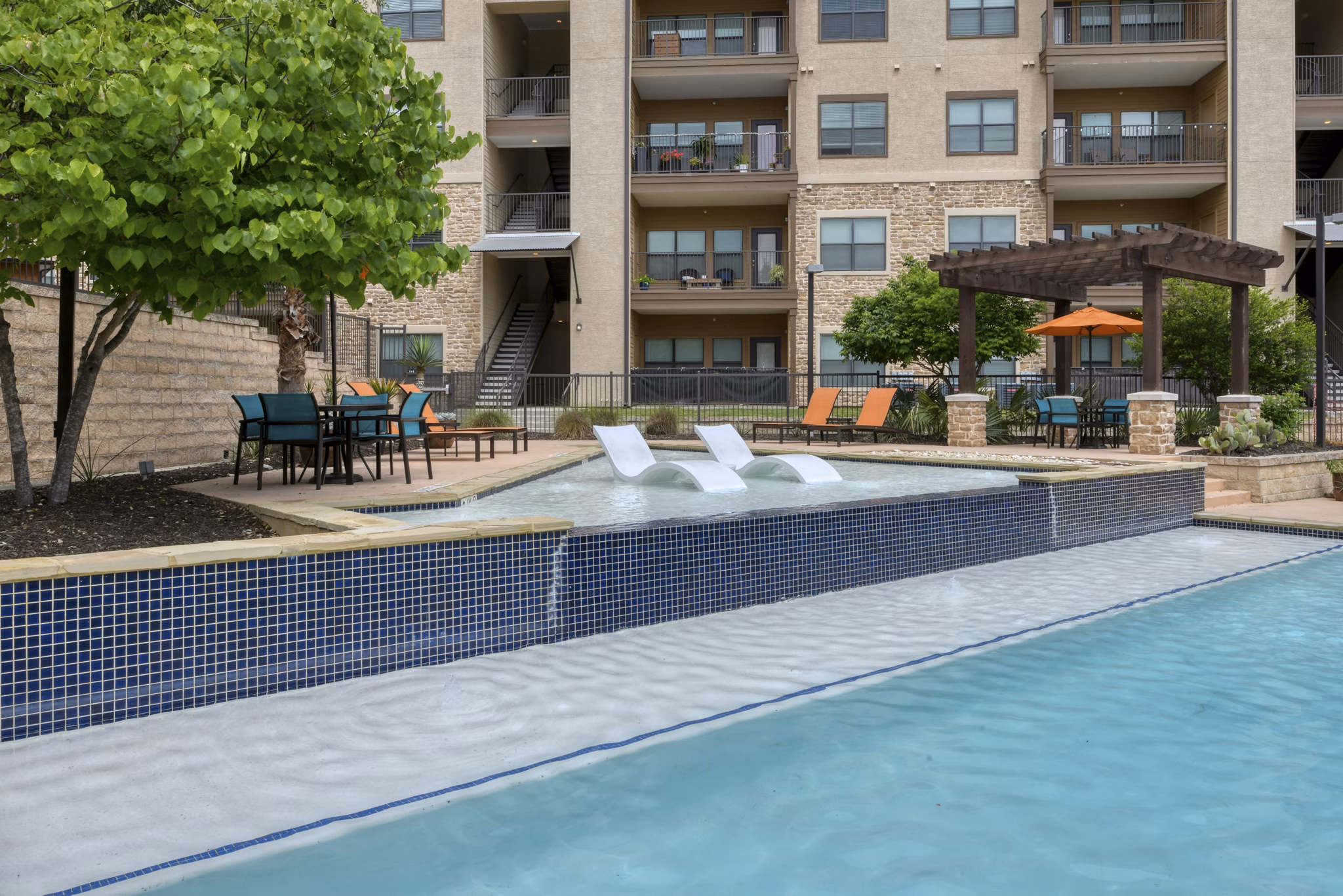 pool at Rustico Apartments