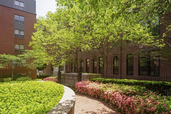 courtyard at James and Harrison Court Apartments