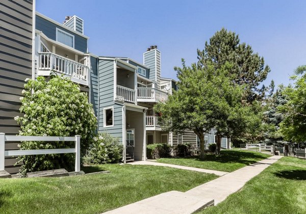 exterior at Magnolia Ridge Apartments