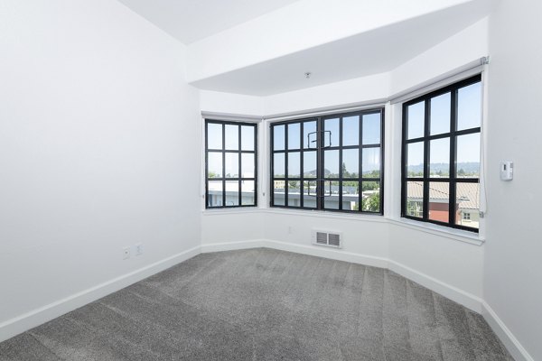 bedroom at 1122 U Apartments