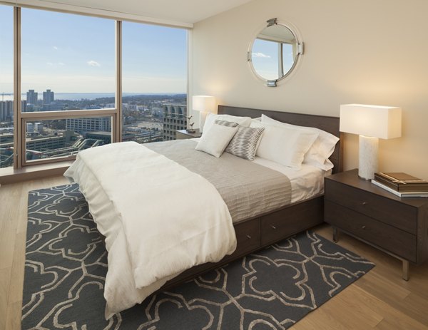 Atlantic Station Apartments: Cozy bedroom with modern decor