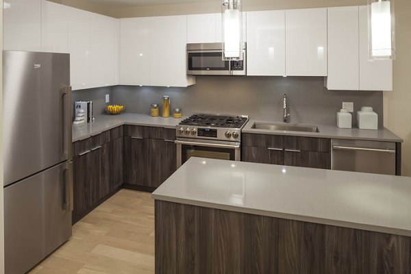 dining room at Atlantic Station Apartments