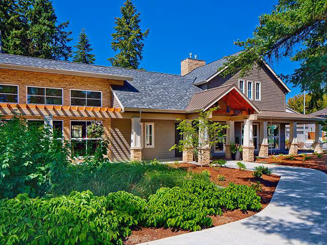 Jory Trail Apartments: Rustic luxury apartments in scenic Tigard, Oregon