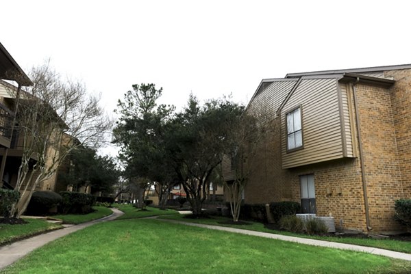 exterior at Westborough Crossing Apartments