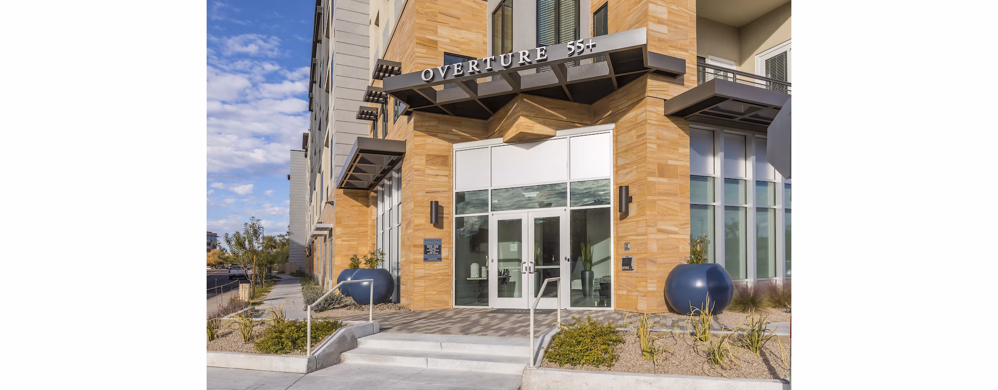 Overture Kierland: Contemporary luxury apartments in Scottsdale offering exceptional design