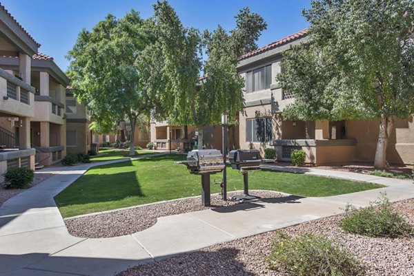 exterior at Santa Rosa Apartments