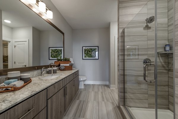 Overture Cotswold: Elegant of a luxury apartment community in a prime neighborhood