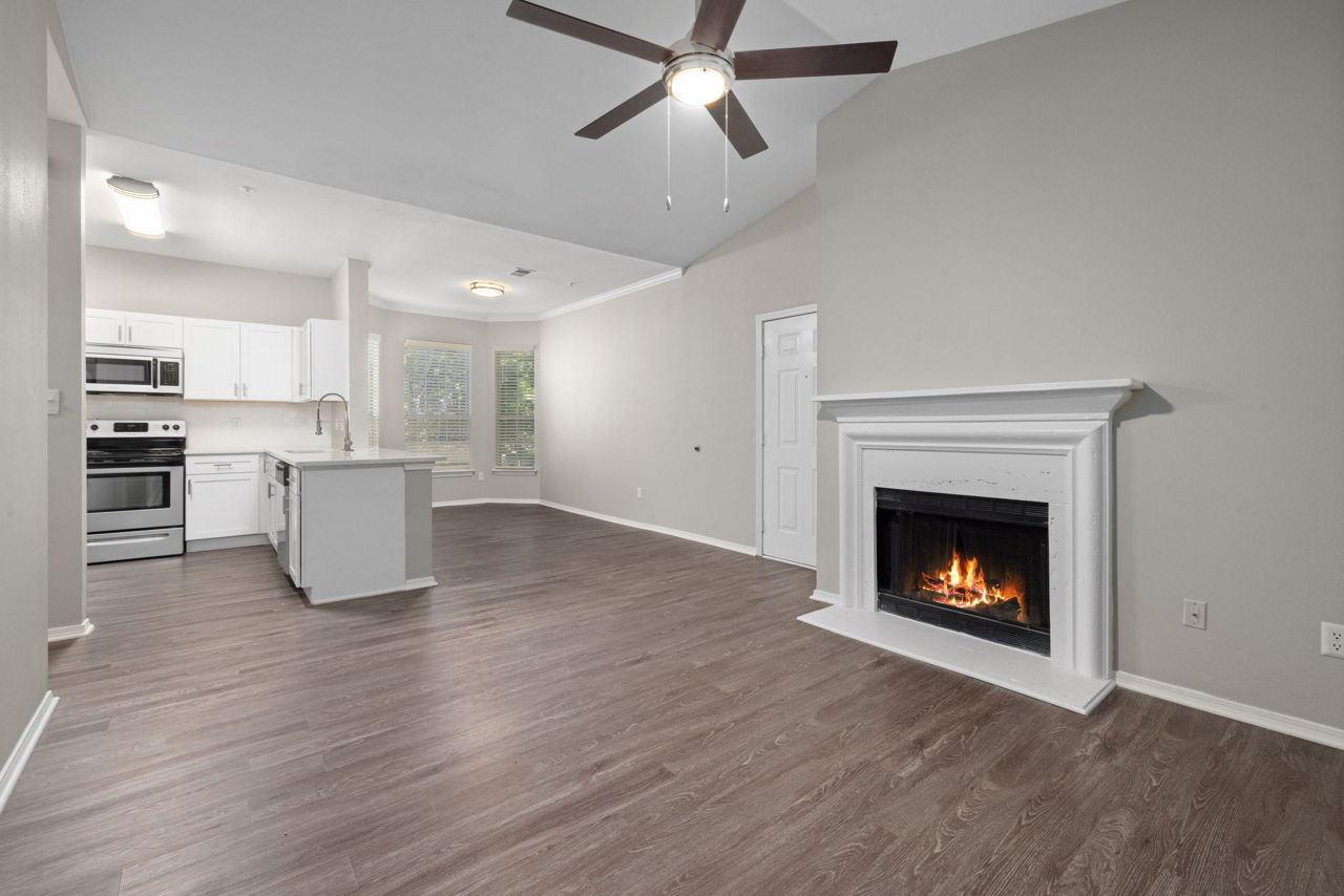 Cary Greens at Preston Apartments 20 of 30