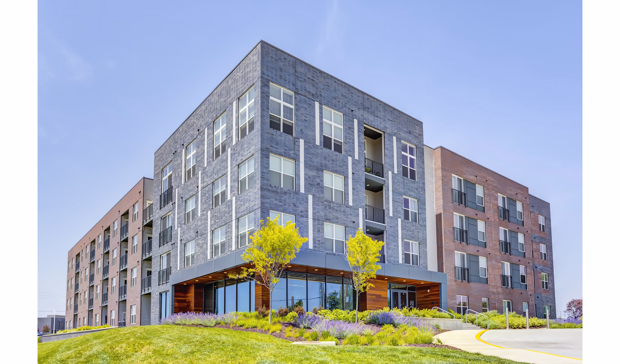 The Arnold Apartments: Elegant of luxury apartments in vibrant city district