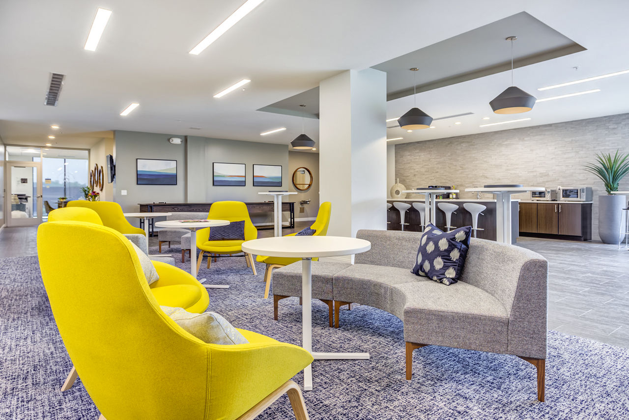 Lobby at Sunnen Station Apartments (3 of 6)