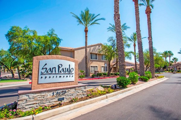 San Paulo Apartments: Stunning luxury apartment with landscaped gardens