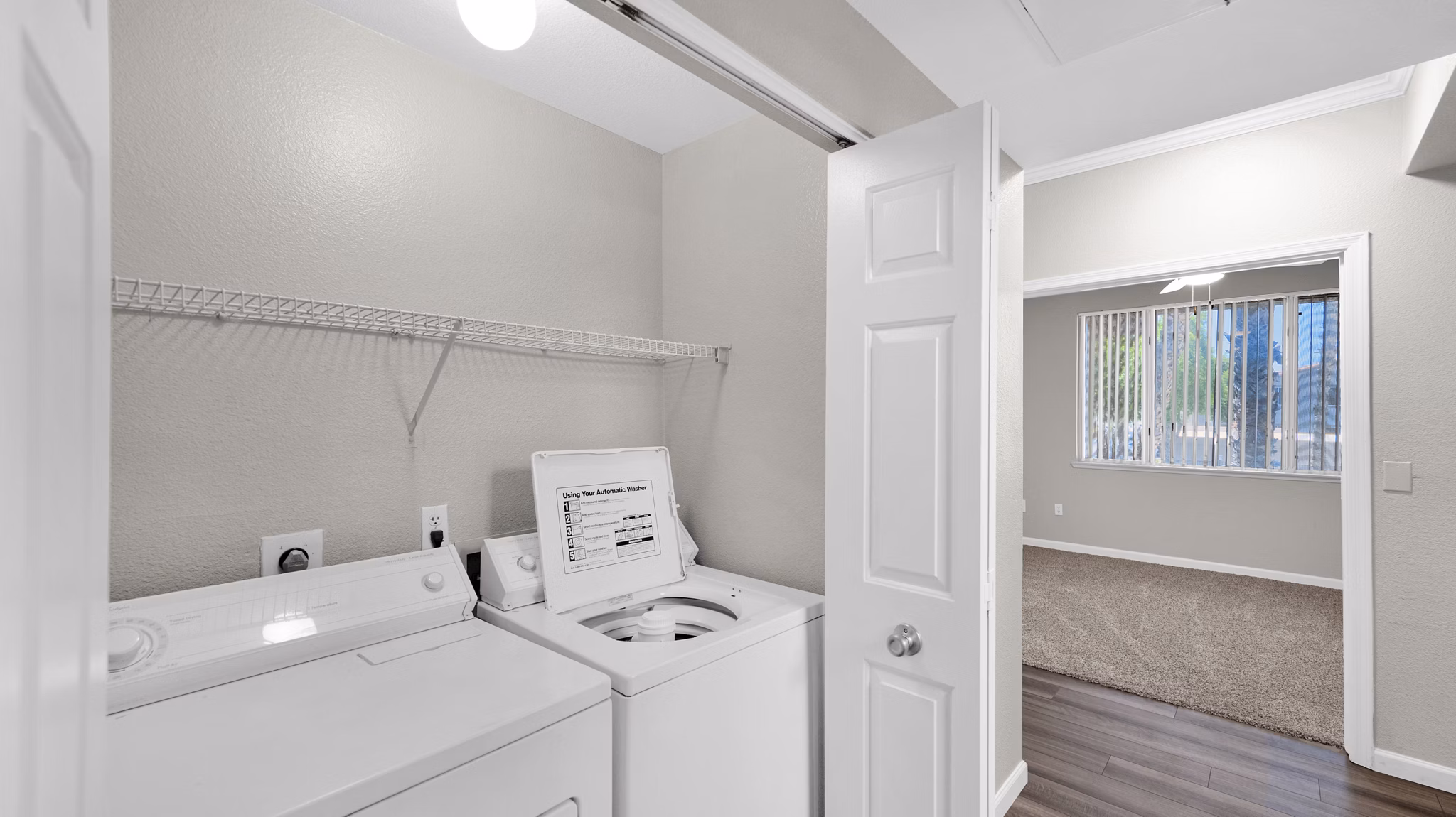 laundry room at San Paulo Apartments