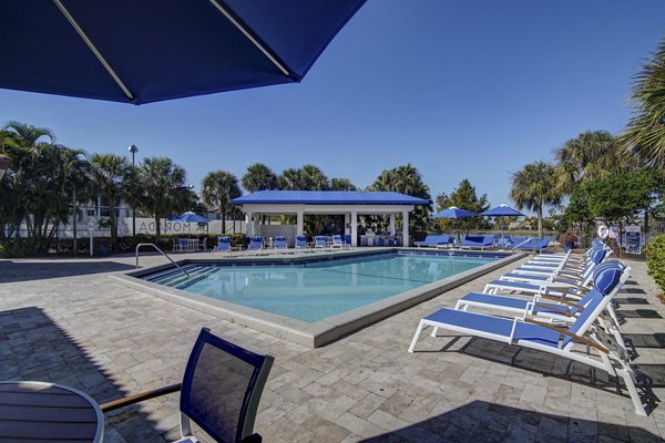 La Morada at Weston: Modern pool with lush surroundings in luxury apartments